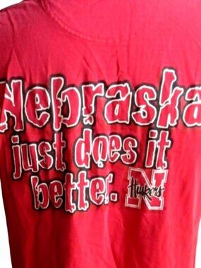 True Vintage T-shirt Medium Nebraska Huskers 1990's Starter 2 Sided Distress Md